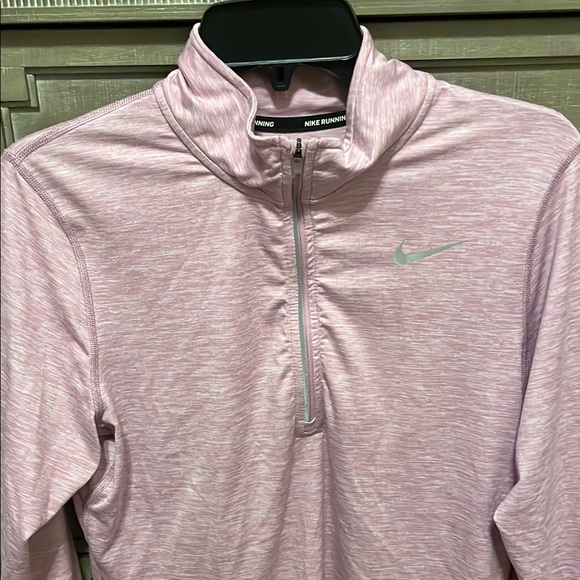 Nike Pink running shirt with Long Sleeves size medium - Picture 3 of 6